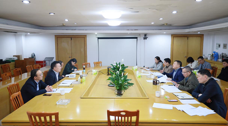 現代農業集團黨委書記、董事長許維調研糧油集團